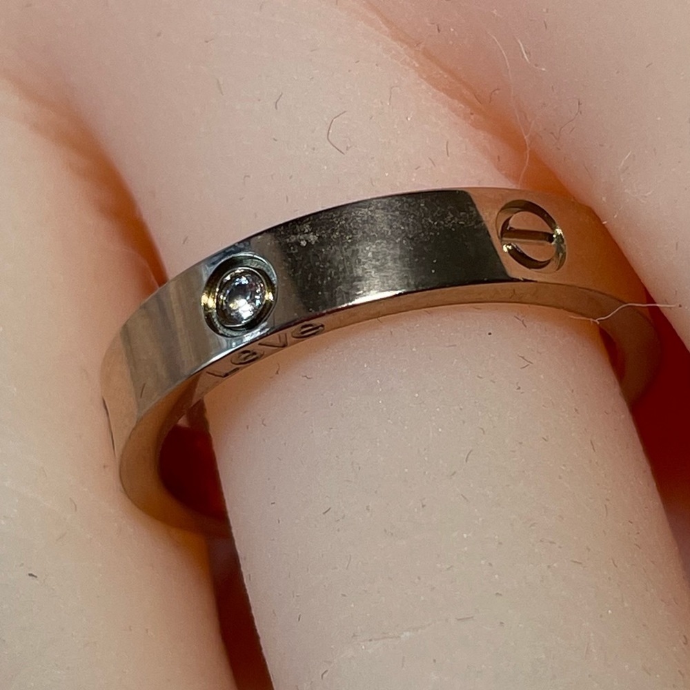 🆕 SOLD SOLD 18k/750 Rose Gold Plated Over Stainless Steel Screw Ring.